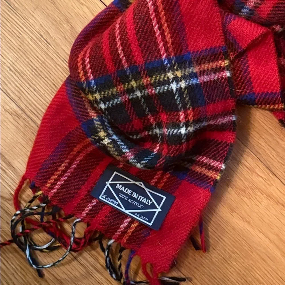 Unisex Italian Tartan Scarf!